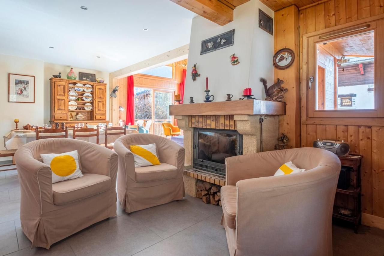 Family Cottage With Balcony In Chamonix Exterior photo