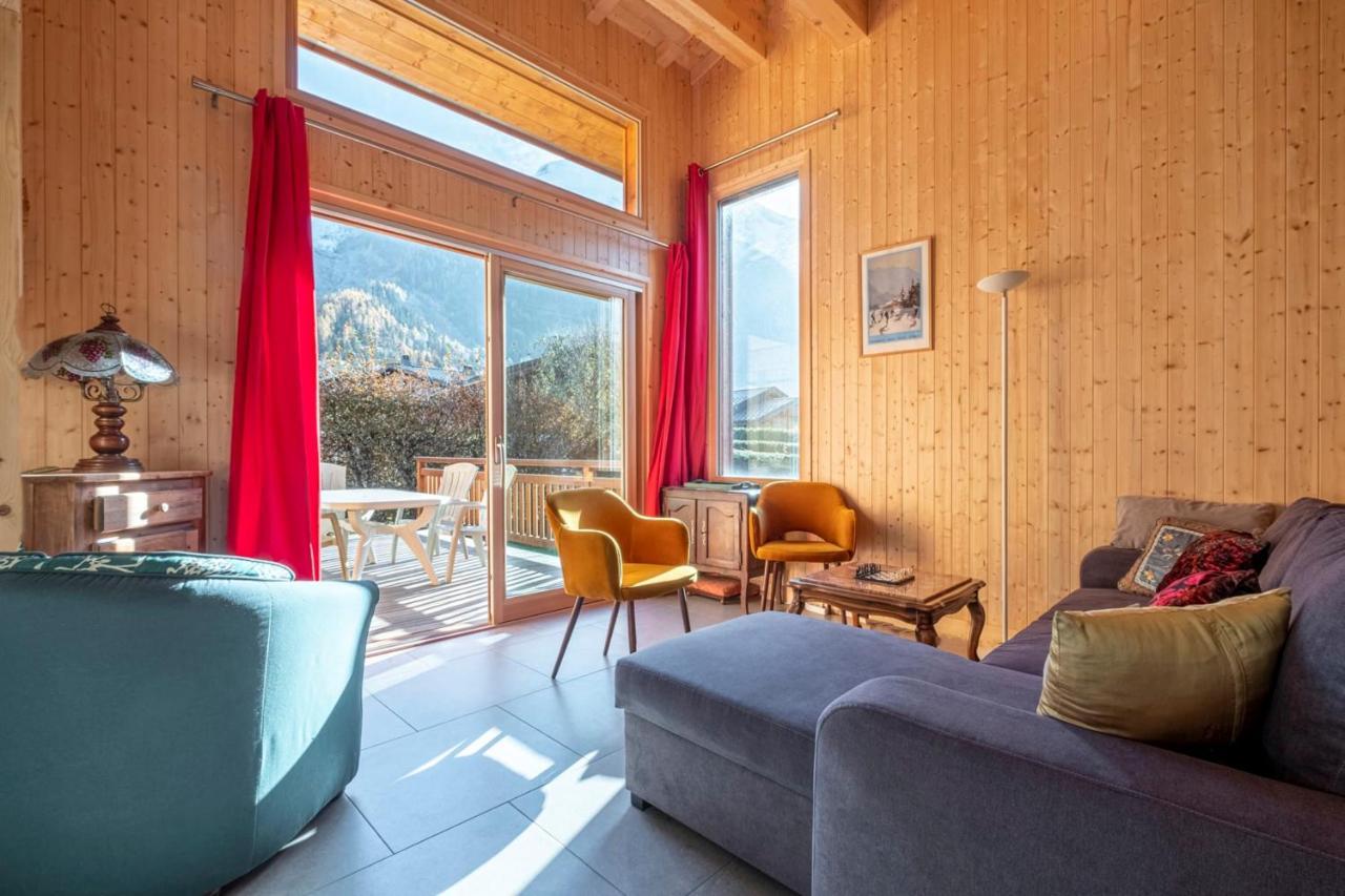 Family Cottage With Balcony In Chamonix Exterior photo