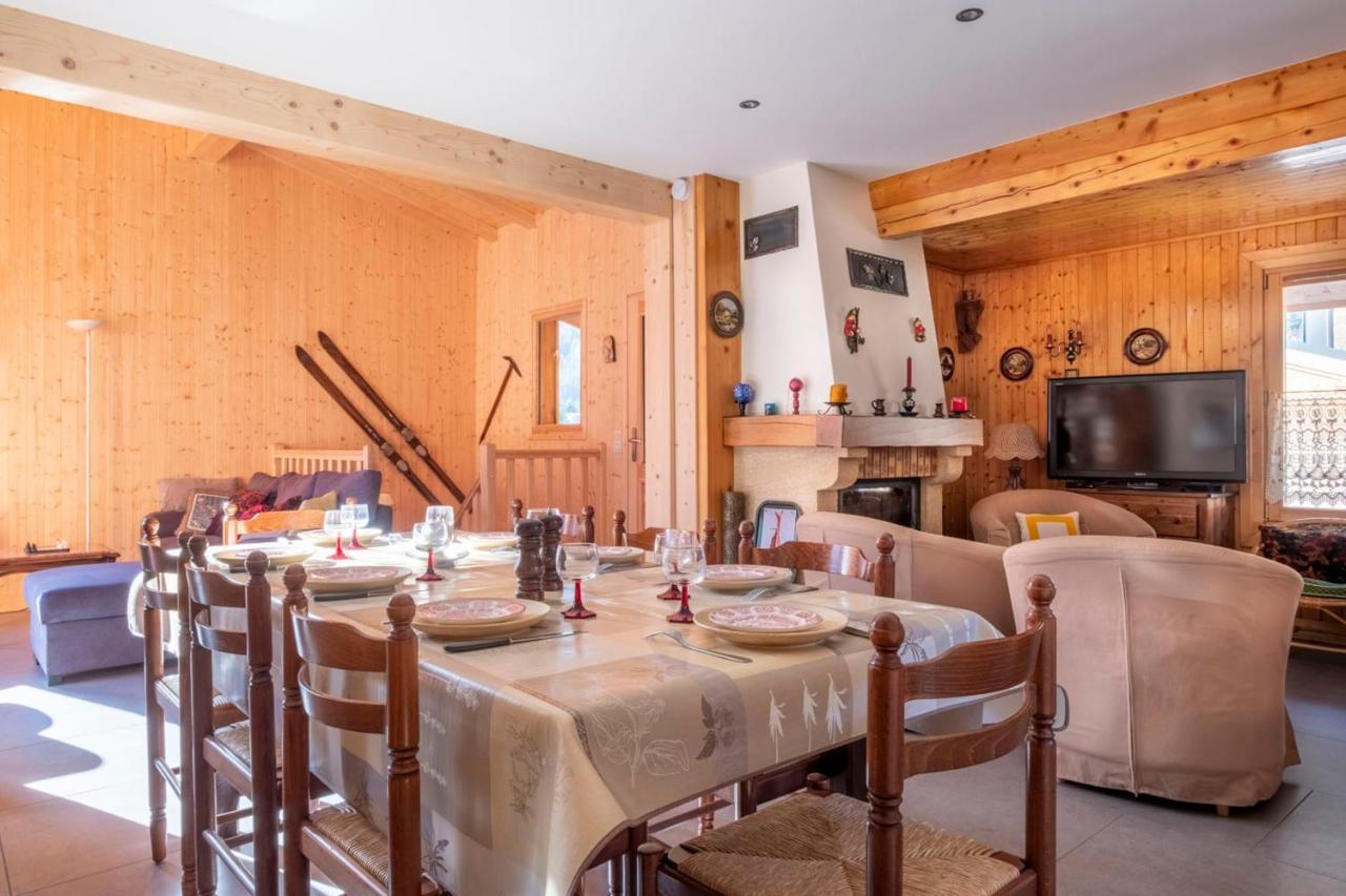 Family Cottage With Balcony In Chamonix Exterior photo