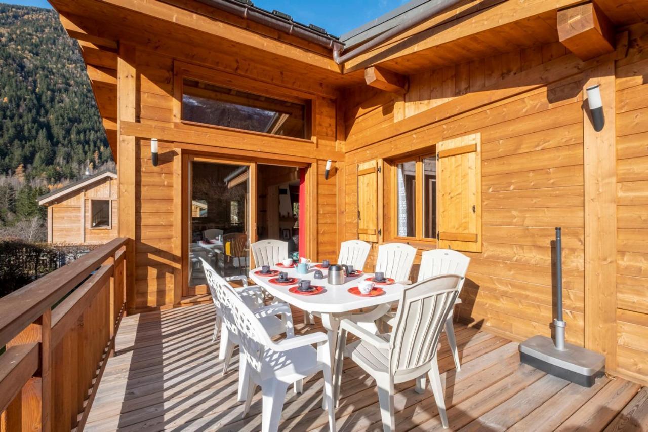 Family Cottage With Balcony In Chamonix Exterior photo
